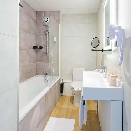 Western Salvator Centre Hotel 3*