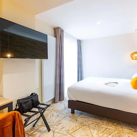 Hotel Western Salvator Centre 3*