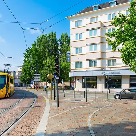Western Salvator Centre Hotel 3*