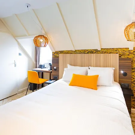 Hotel Western Salvator Centre 3*