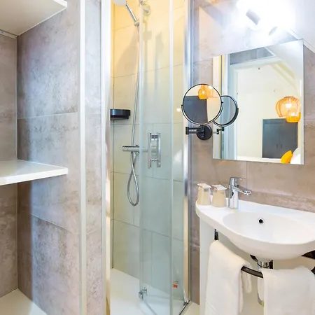 Hotel Western Salvator Centre