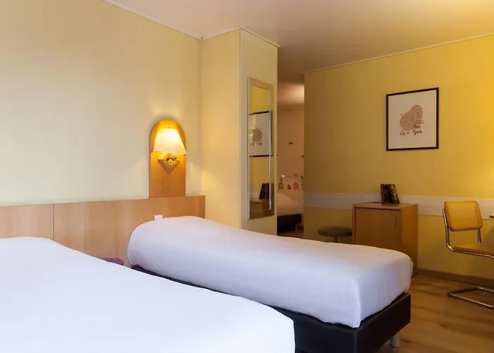 Western Salvator Centre Hotel 3*