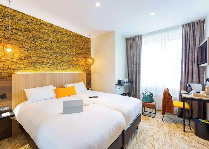 Western Salvator Centre