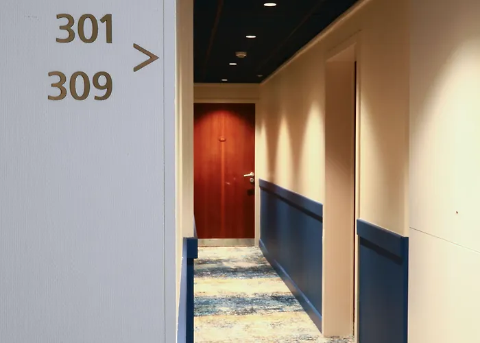 Western Salvator Centre 3*